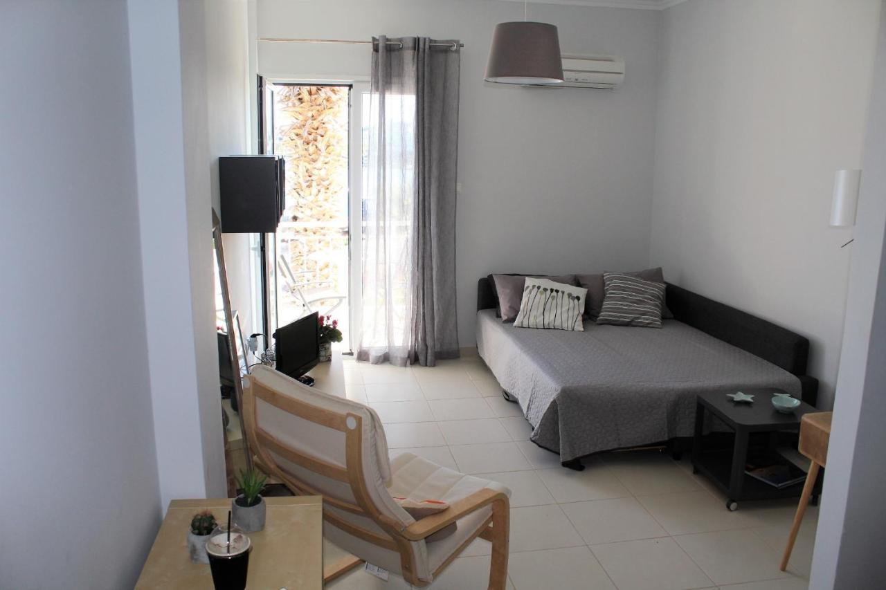 Apartments Mare Blu By The Sea. Porto Rafti Exterior photo